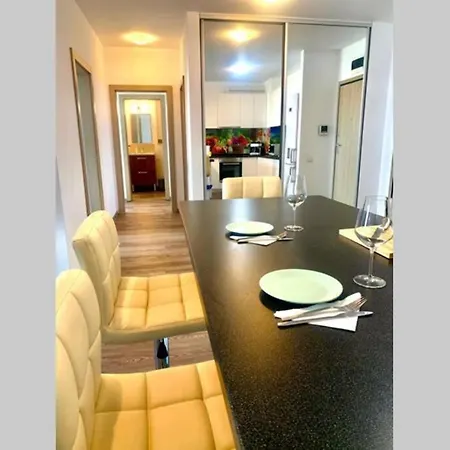 Luxury Central Apartment Platinia 5 Min To Untold * Cluj-Napoca